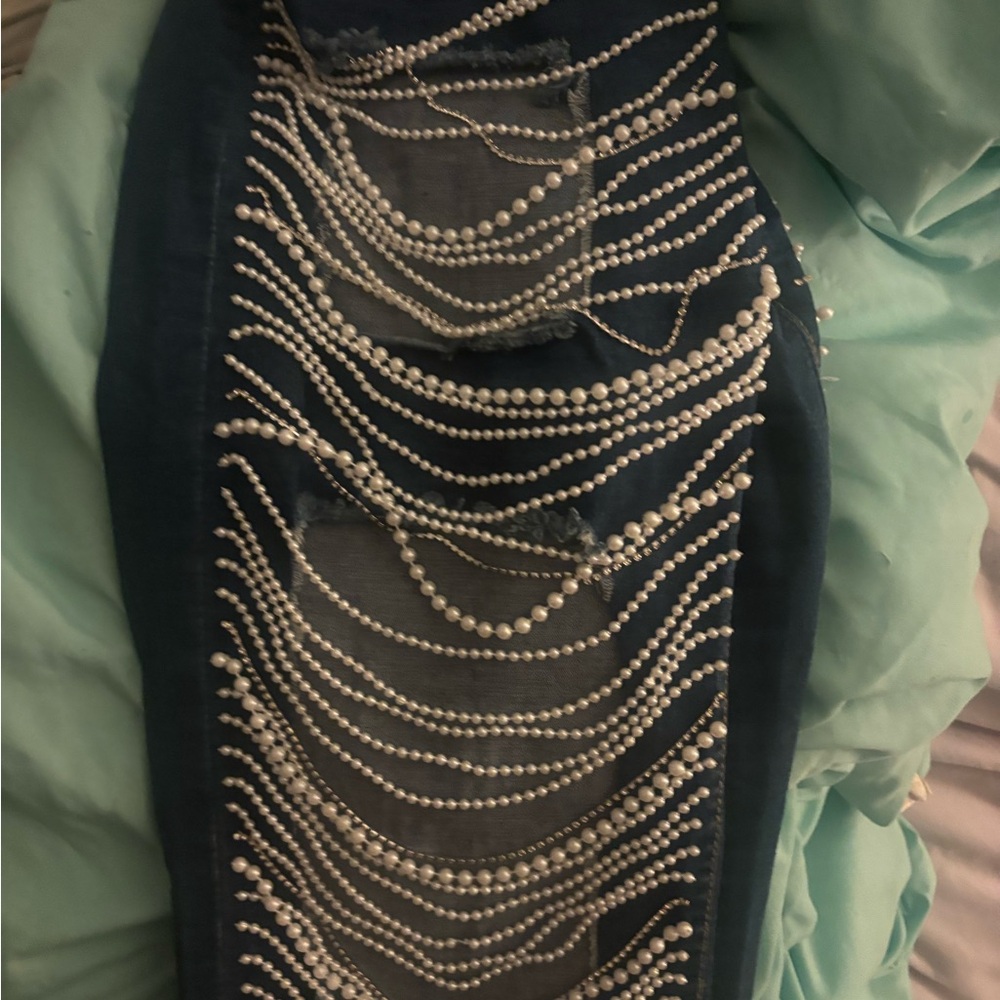 Embellished Blue jeans with Pearl Chain Detail